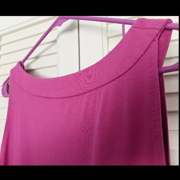 MAKE OFFER: Josephine Chaus Fuschia Pink Gathered Tank Blouse - Picture 7 of 16
